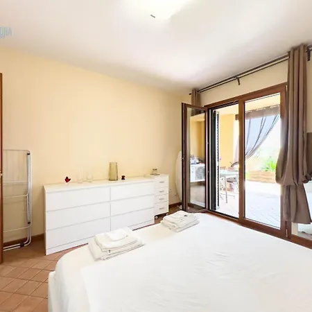 Porto San Rocco 13 Tirabora Short Rent Apartament *