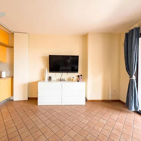 Porto San Rocco 13 Tirabora Short Rent Muggia